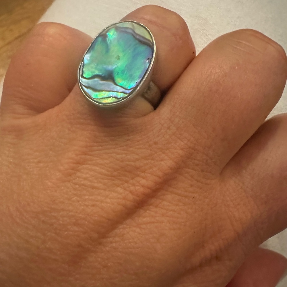 Elegant Silver and Blue Abalone Ring